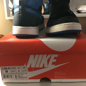 Air Jordan 1 Retro OG Black/black- sport blue